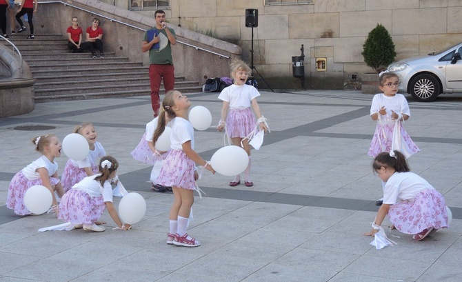 "Cała Polska tańczy dla JP2" - Bielsko-Biała 2018