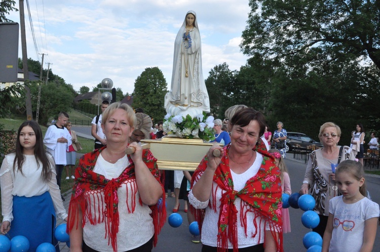 Procesja fatimska w Zawadzie Uszewskiej