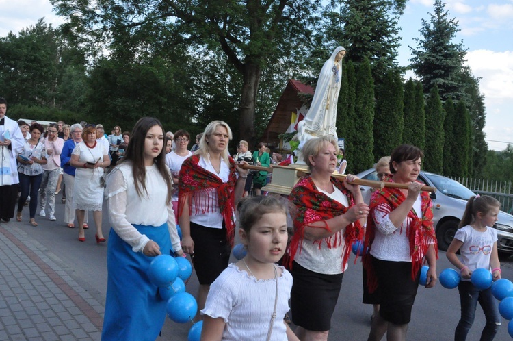 Procesja fatimska w Zawadzie Uszewskiej