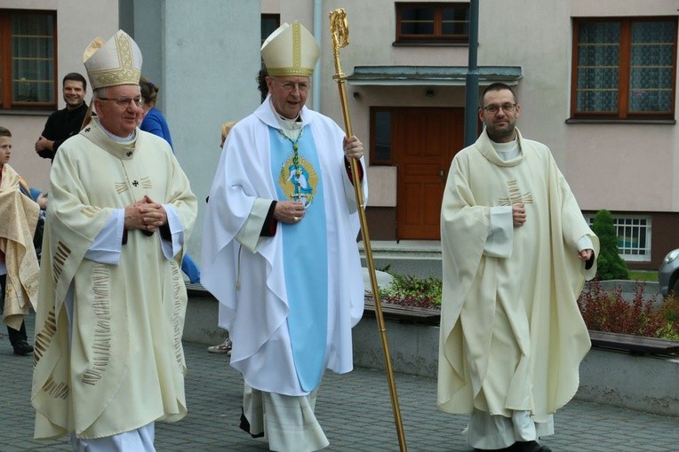 W uroczystości jubileuszowej uczestniczyli abp S. Budzik i abp S. Gądecki