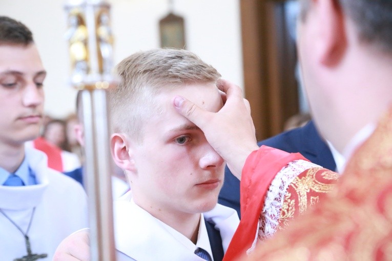 Bierzmowanie w Stróżach