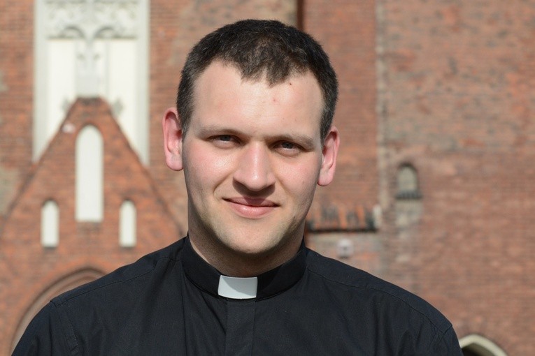Dk. Marcin Fikus