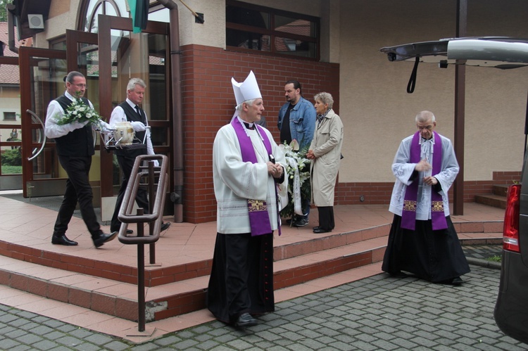 Pogrzeb górnika z "Zofiówki"