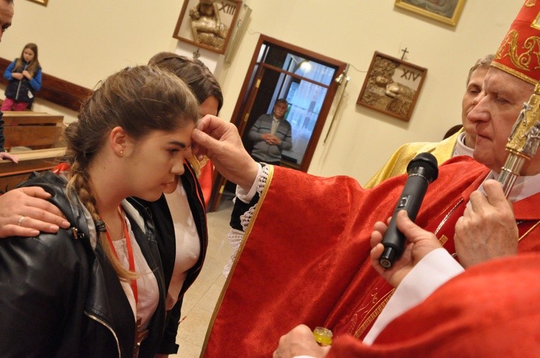 Bierzmowanie w Gierczycach