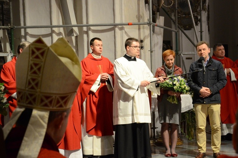 Msza św. w noc Zesłania Ducha Świętego