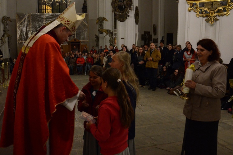 Msza św. w noc Zesłania Ducha Świętego