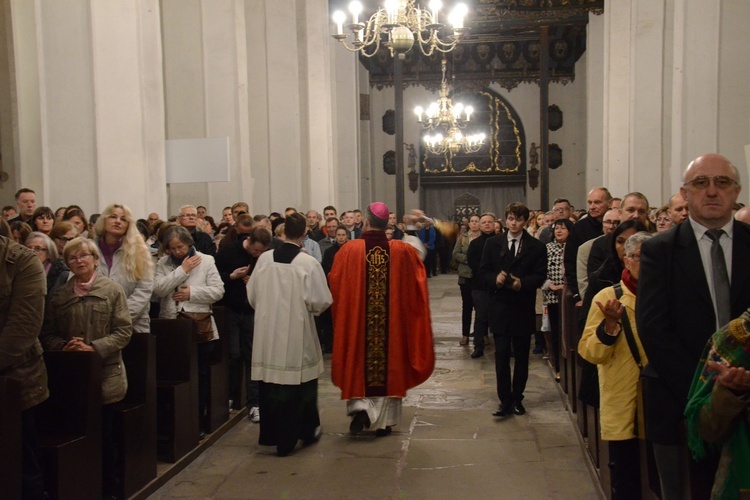 Msza św. w noc Zesłania Ducha Świętego