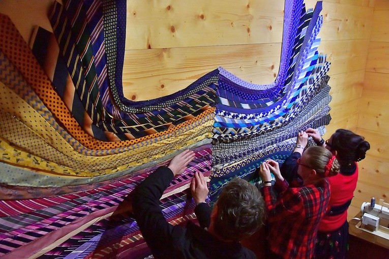 Nocne zwiedzanie w górach