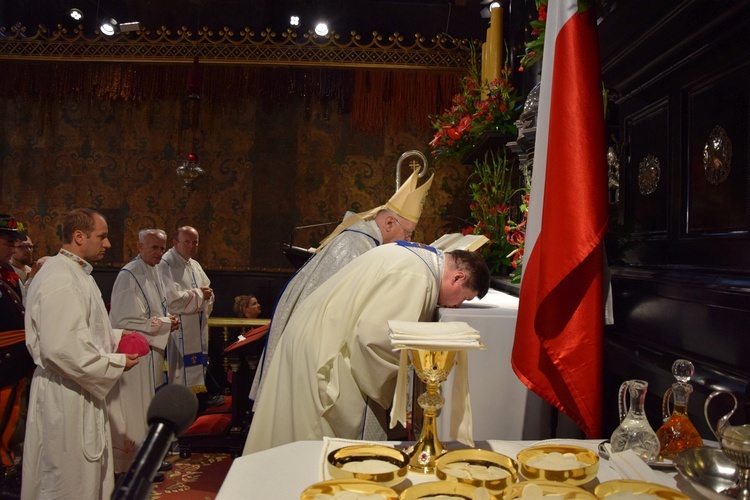 Wejście pielgrzymki z Łowicza na Jasną Górę - cz. 1