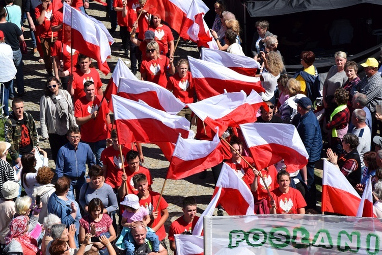 Wejście pielgrzymki z Łowicza na Jasną Górę - cz. 1