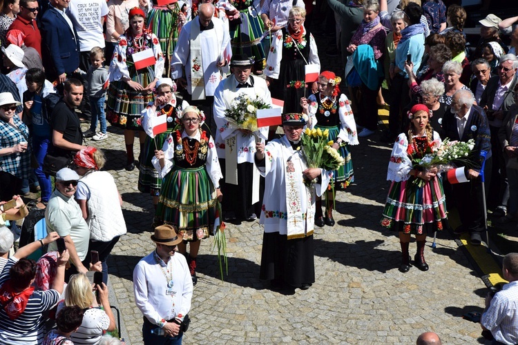 Wejście pielgrzymki z Łowicza na Jasną Górę - cz. 1