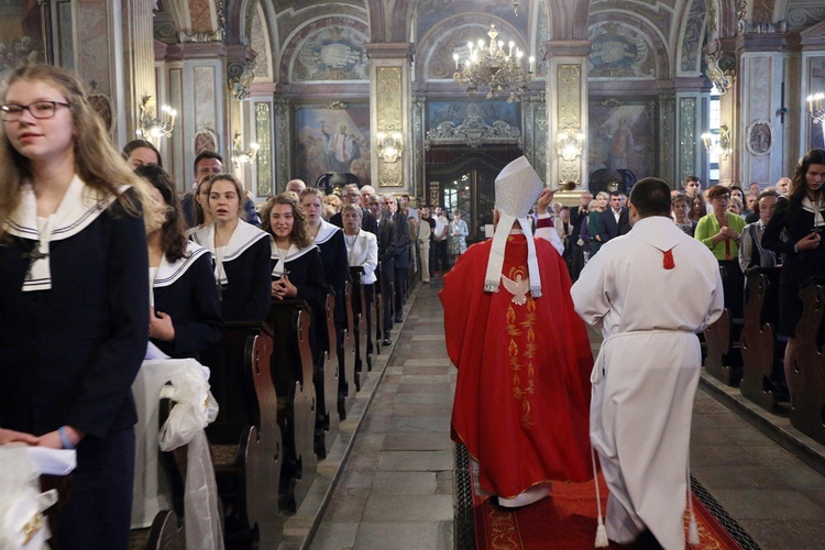 Bierzmowanie w Zesłanie Ducha Świętego