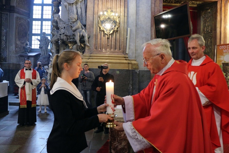 Bierzmowanie w Zesłanie Ducha Świętego