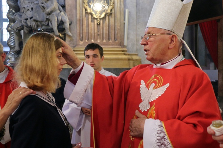 Bierzmowanie w Zesłanie Ducha Świętego