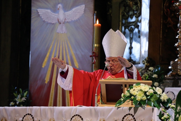 Bierzmowanie w Zesłanie Ducha Świętego