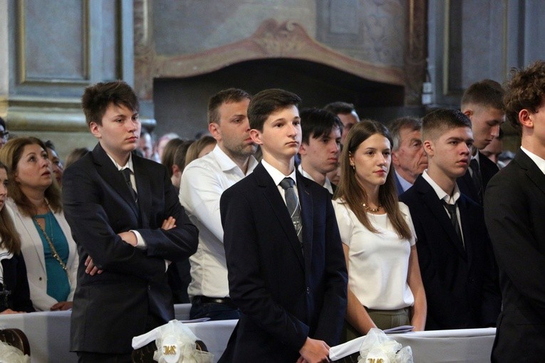 Bierzmowanie w Zesłanie Ducha Świętego