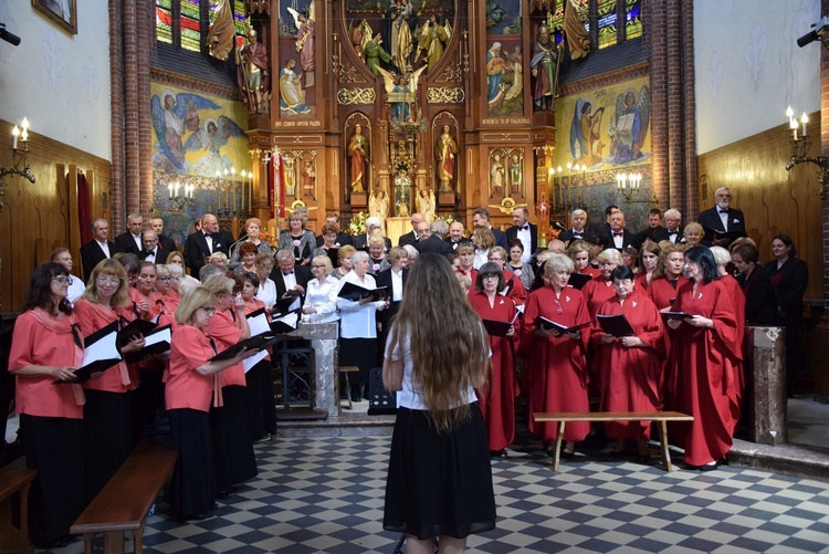 Koncert pieśni maryjnych