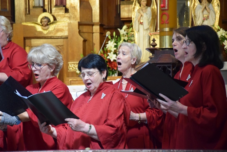 Koncert pieśni maryjnych