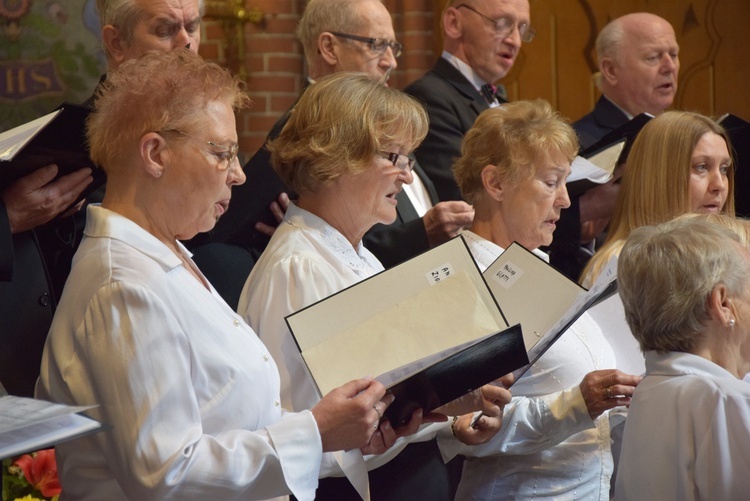 Koncert pieśni maryjnych