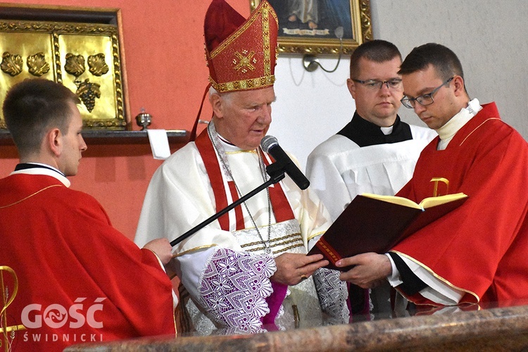 Konsekracja kościoła pw. św. Maksymiliana Marii Kolbego w Wałbrzychu