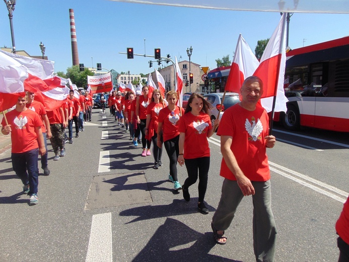 Wejście pielgrzymki z Łowicza na Jasną Górę - cz. 2