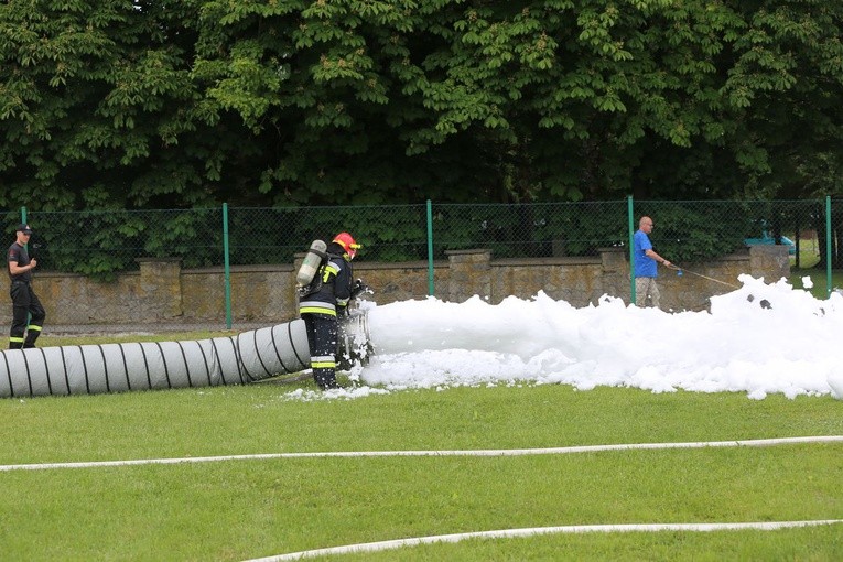 Pokazy działania strażaków 