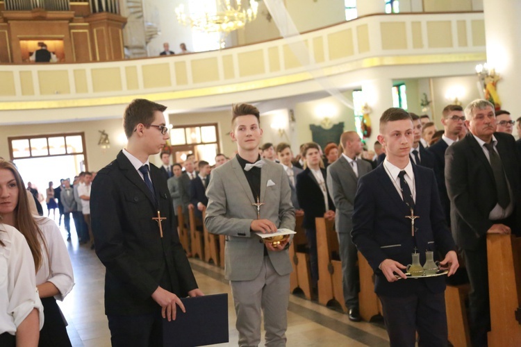 Bierzmowanie u MB Anielskiej w Dębicy