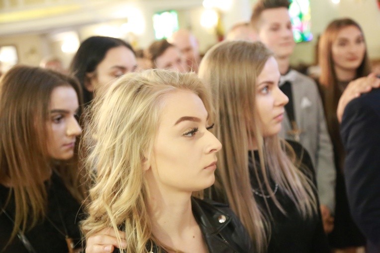 Bierzmowanie u MB Anielskiej w Dębicy
