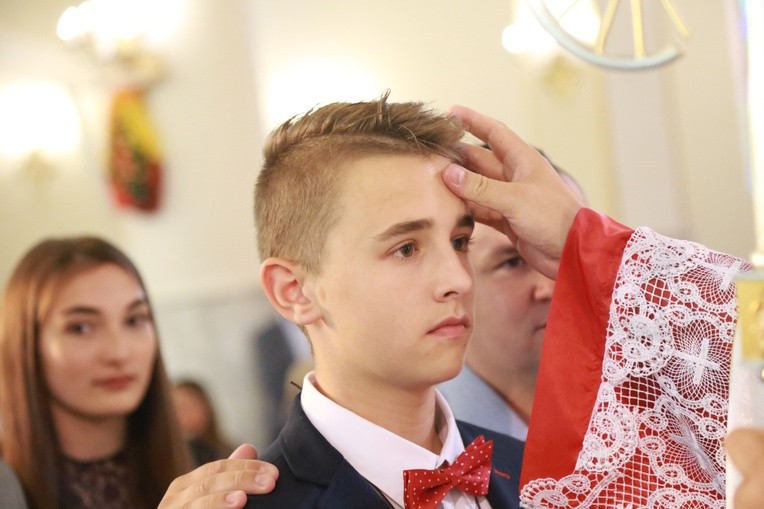 Bierzmowanie u MB Anielskiej w Dębicy