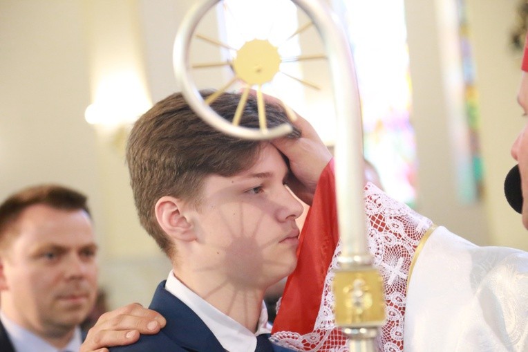 Bierzmowanie u MB Anielskiej w Dębicy
