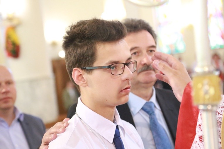 Bierzmowanie u MB Anielskiej w Dębicy