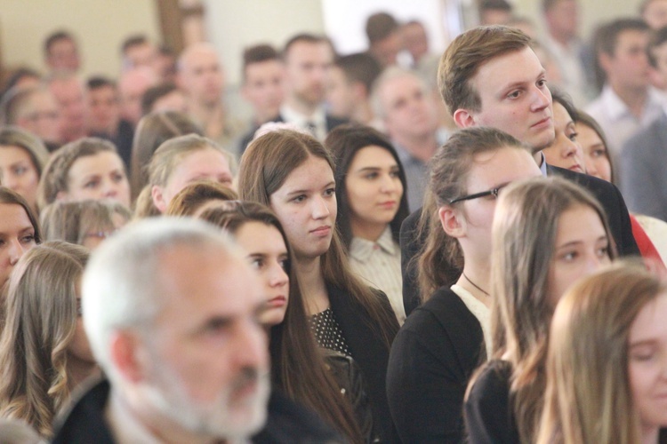 Bierzmowanie u MB Anielskiej w Dębicy