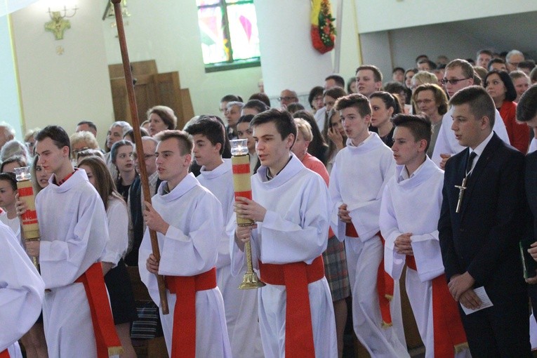 Bierzmowanie u MB Anielskiej w Dębicy