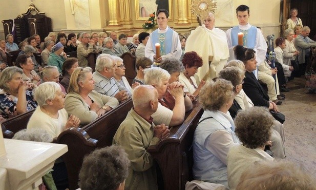 Błogosławieństwo lourdzkie na zakończenie Eucharystii