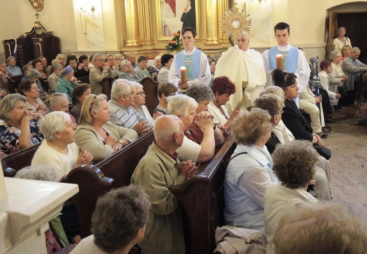 Błogosławieństwo lourdzkie na zakończenie Eucharystii