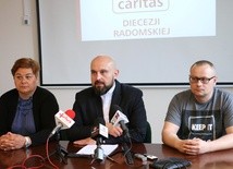 O akcji opowiadali Dagmara Kornacka, ks. Damian Drabikowski i Karol Majewski
