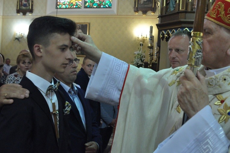 Bierzmowanie w Cikowicach