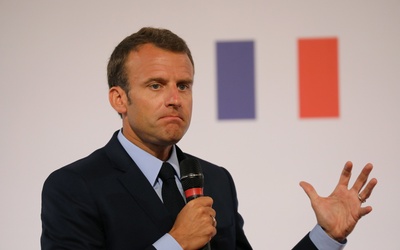 Macron potępiany za "uznanie podziałów rasowych"