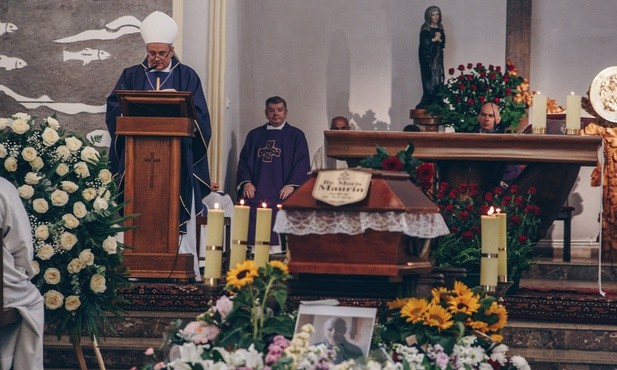 Bp Janocha: Życie brata Morisa było ikoną, listem i księgą