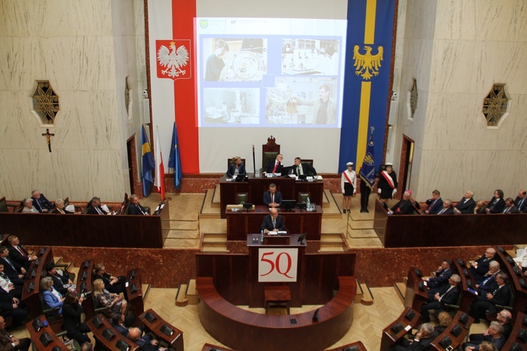 53. sesja Sejmiku Województwa Śląskiego z okazji 50. rocznica powstania Uniwersytetu Śląskiego