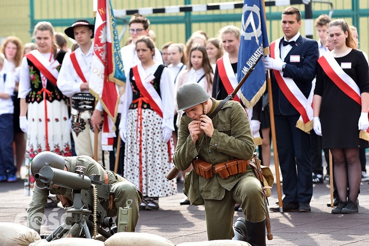 XXXV Ogólnopolskie Sympozjum Klubu Szkół im. Westerplatte w Dzierżoniowie