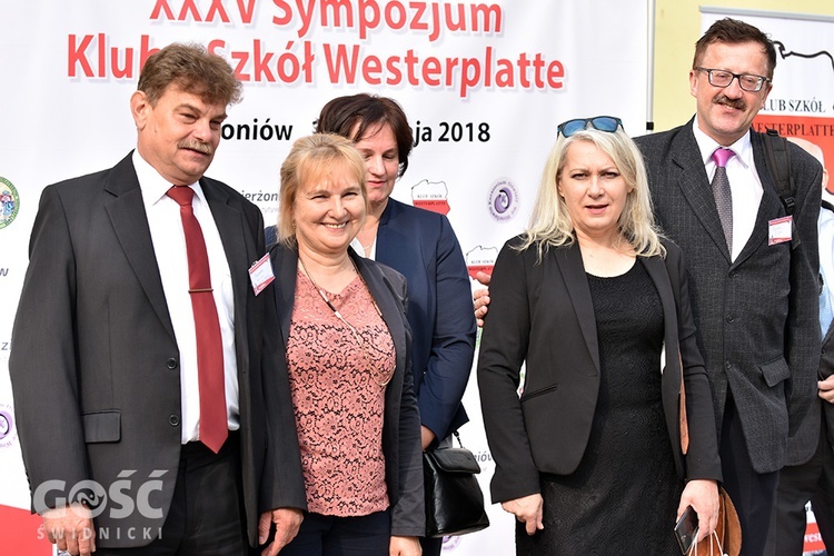 XXXV Ogólnopolskie Sympozjum Klubu Szkół im. Westerplatte w Dzierżoniowie