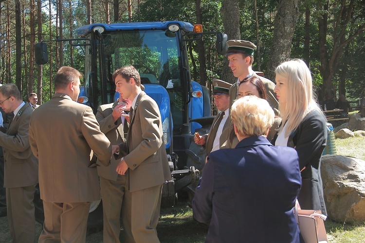 Majówka leśników na Świętej Górze Polanowskiej 