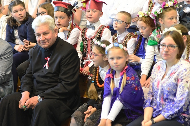 XI Festiwalu Piosenki i Pieśni Patriotycznej w Jezioranach