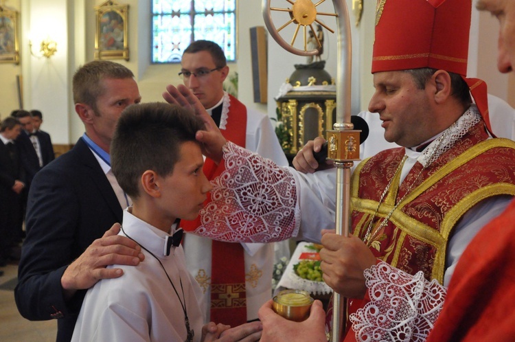 Bierzmowanie w Oleśnie