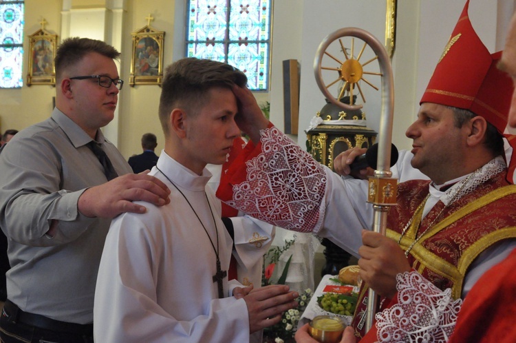 Bierzmowanie w Oleśnie