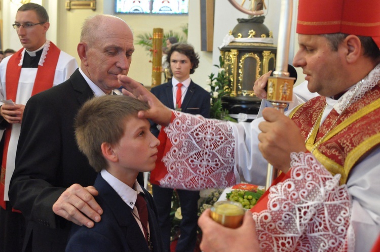 Bierzmowanie w Oleśnie