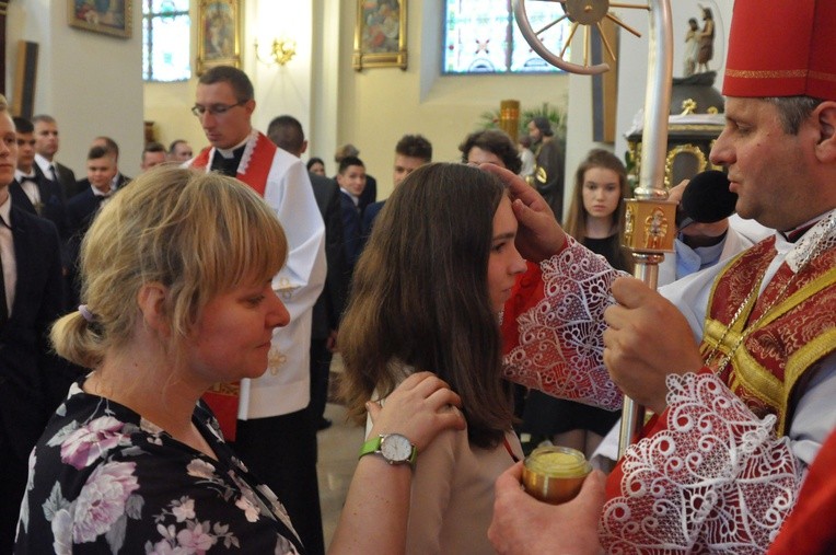 Bierzmowanie w Oleśnie