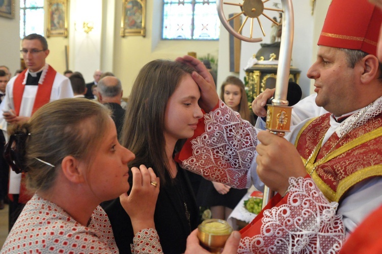 Bierzmowanie w Oleśnie