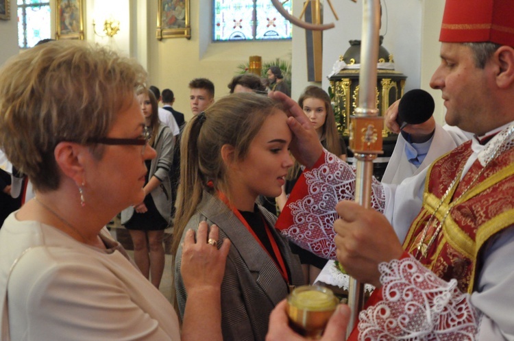 Bierzmowanie w Oleśnie